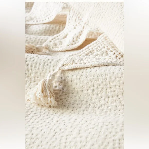 Anthropologie Crochet Graciela Coverlet